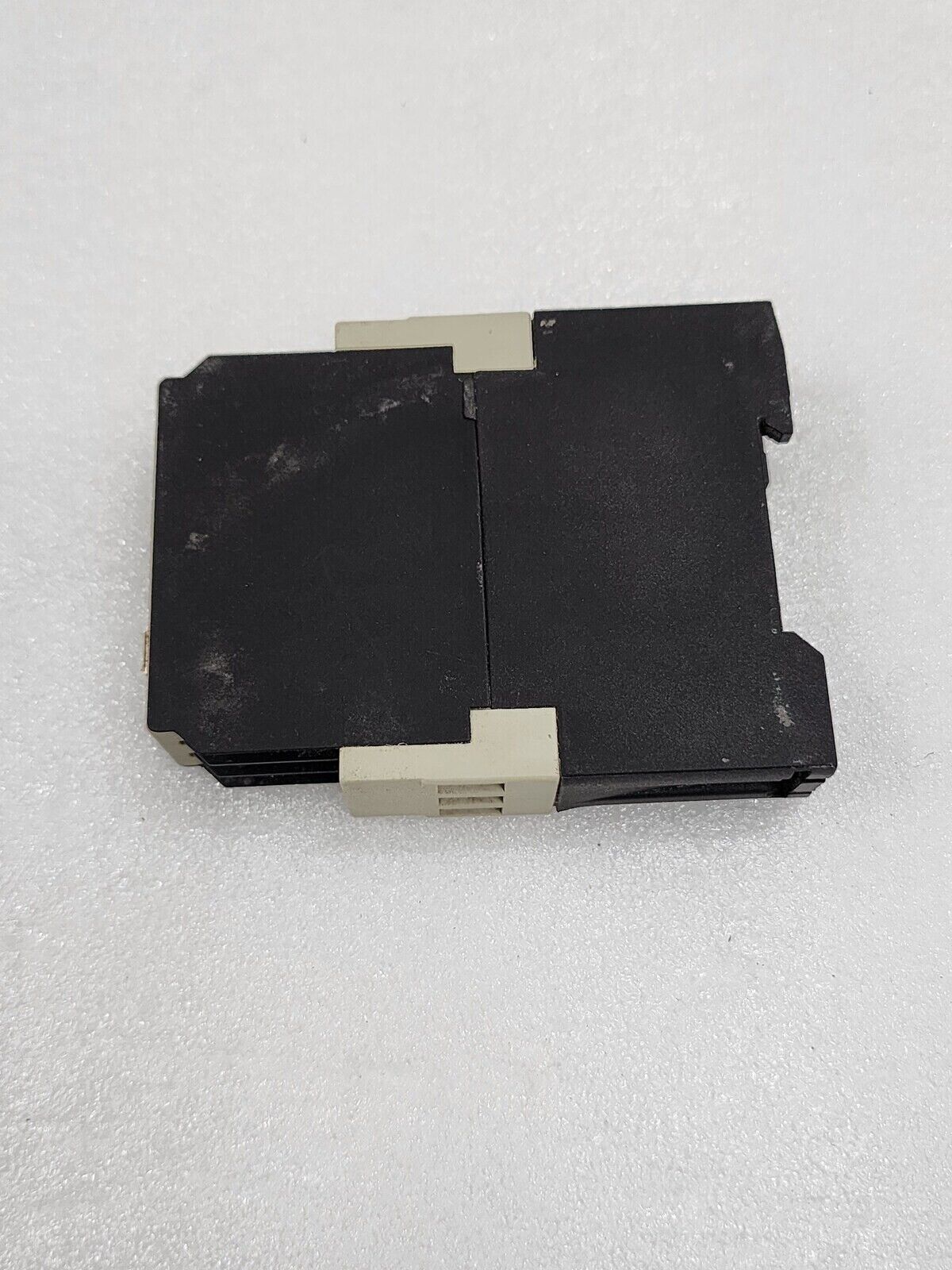 ENTRELEC SCHIELE SRS MECOTRON CURRENT MONITORING RELAY 2.430.841.11 220-240VAC