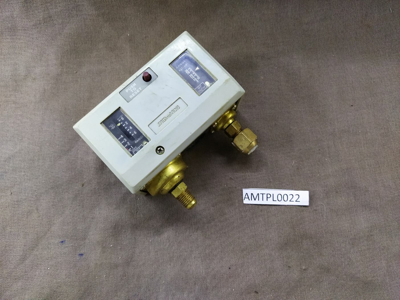 Saginomiya DNS-D606M 5244 Pressure Switch Max Working Pressure 15(LP)-33(HP) KGF