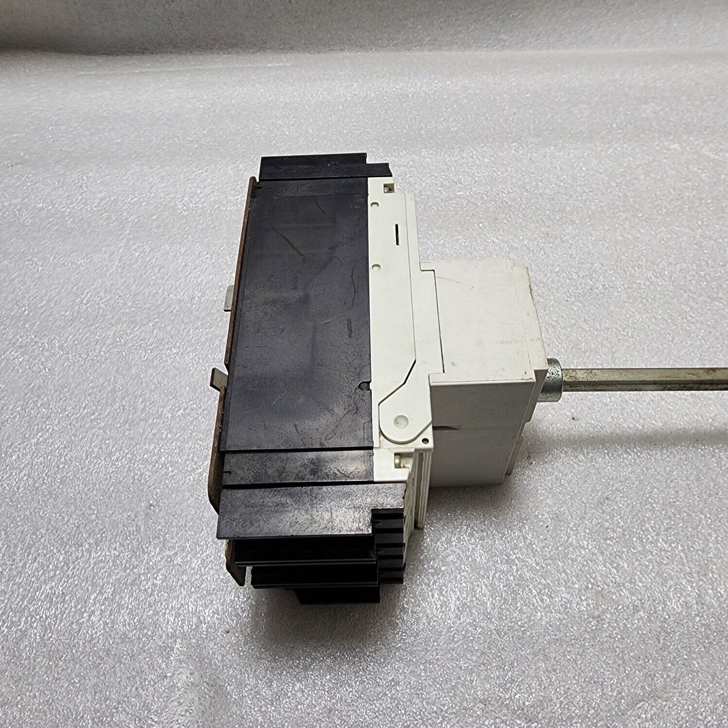 EATON NZM 1 CIRCUIT BREAKER RELAY NZM B1-AF100-NA 100A