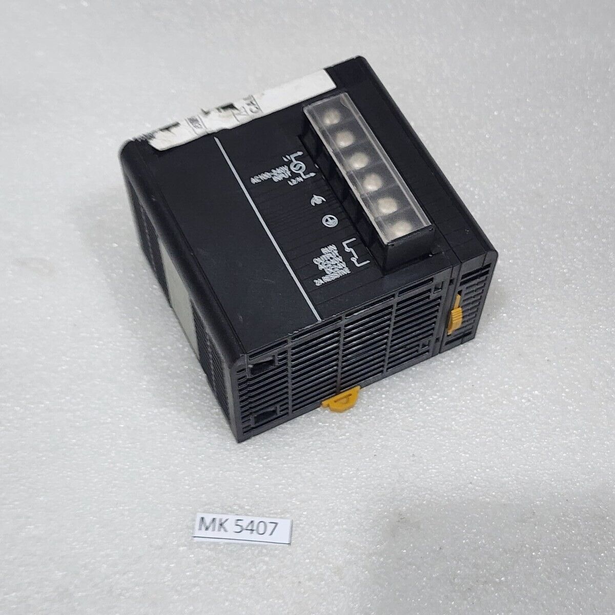 OMRON CJ1W-PA205R POWER SUPPLY UNIT 100-240V