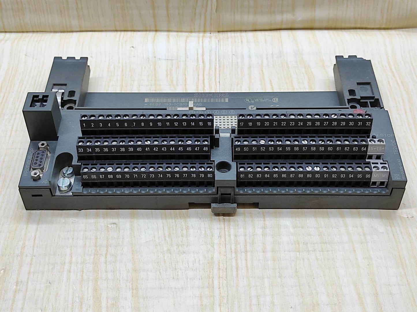 Siemens 6ES7 193-0CB10-0XA0 Simatic DP Terminal Module