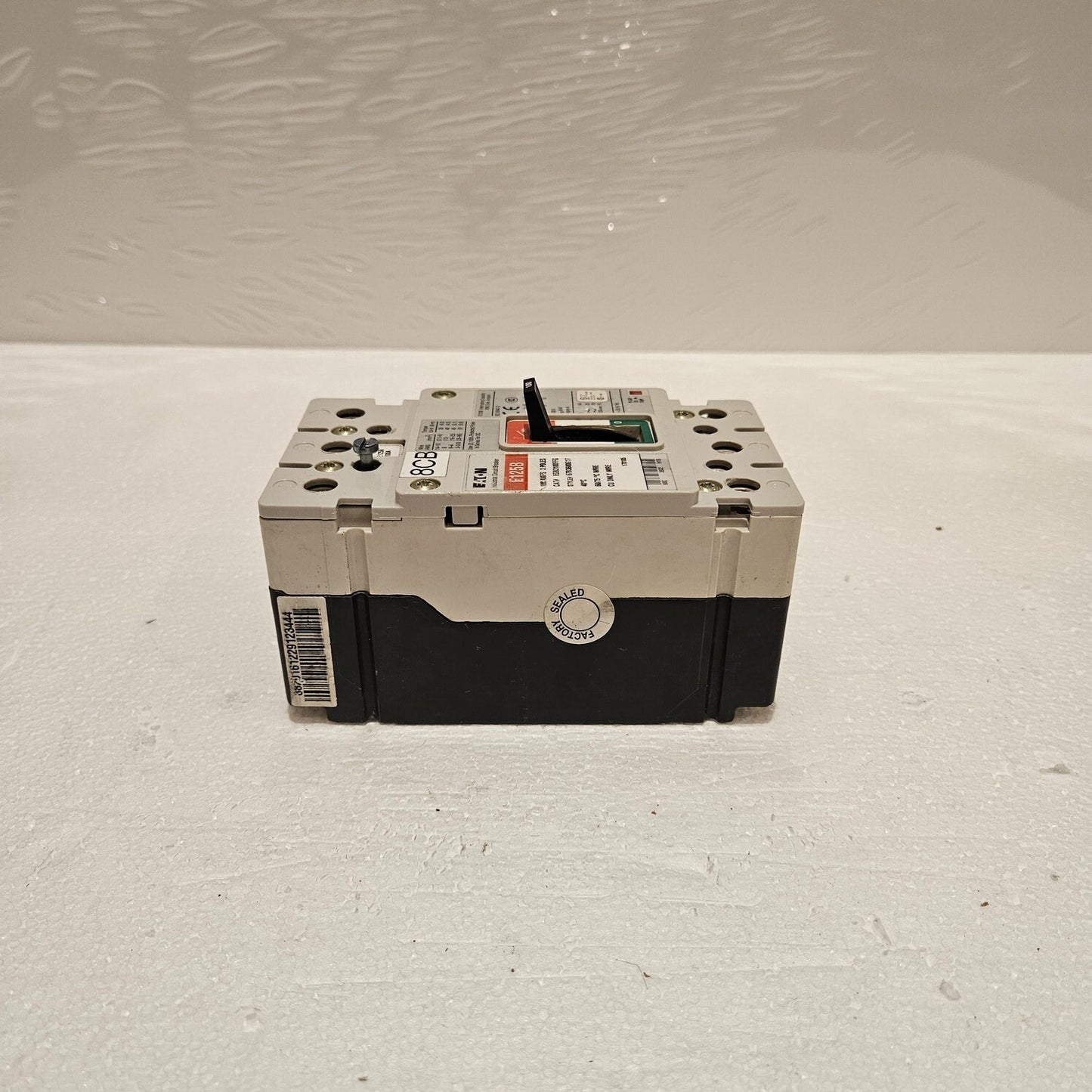 EATON EGB3100FFG 3-POLE CIRCUIT BREAKER 100A