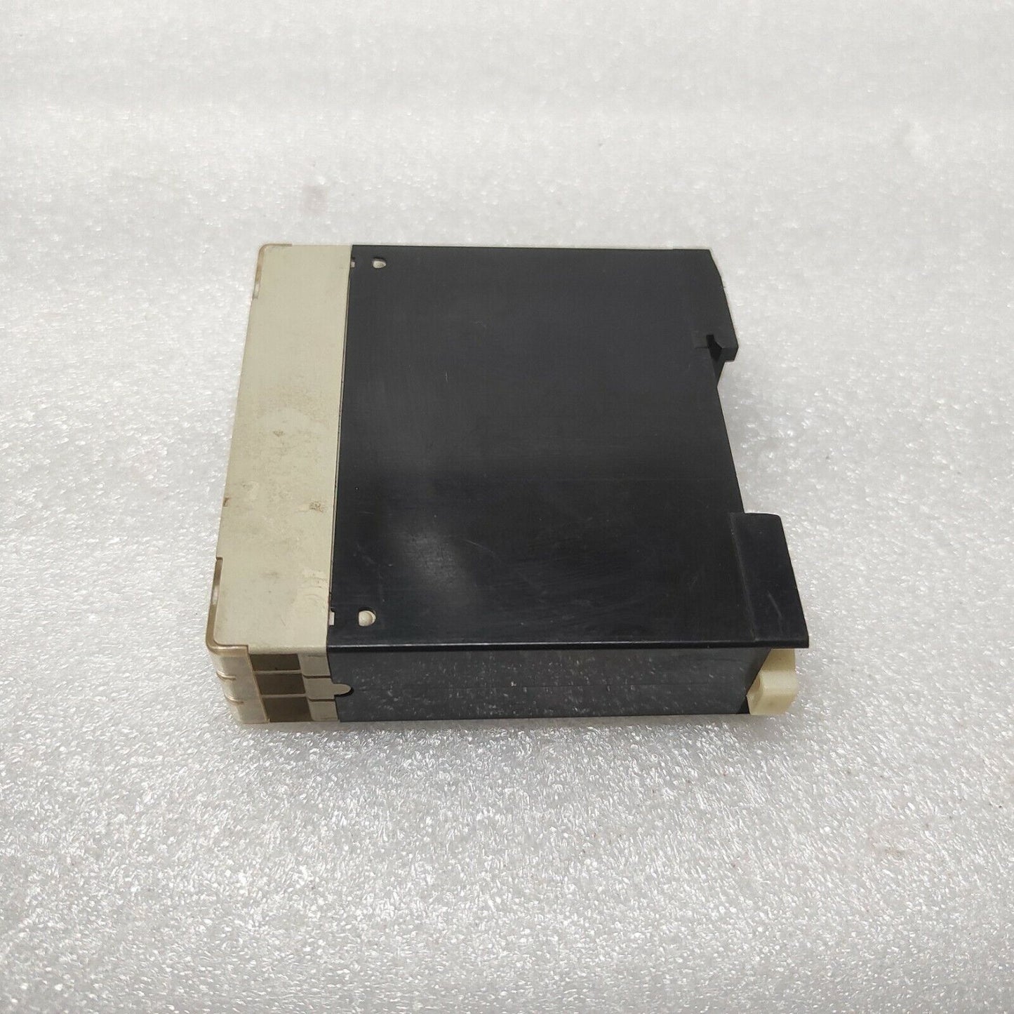 FANAL T-SD2 TIMER RELAY 012455200 0.3S-30S 24VAC-DC/220-240VAC