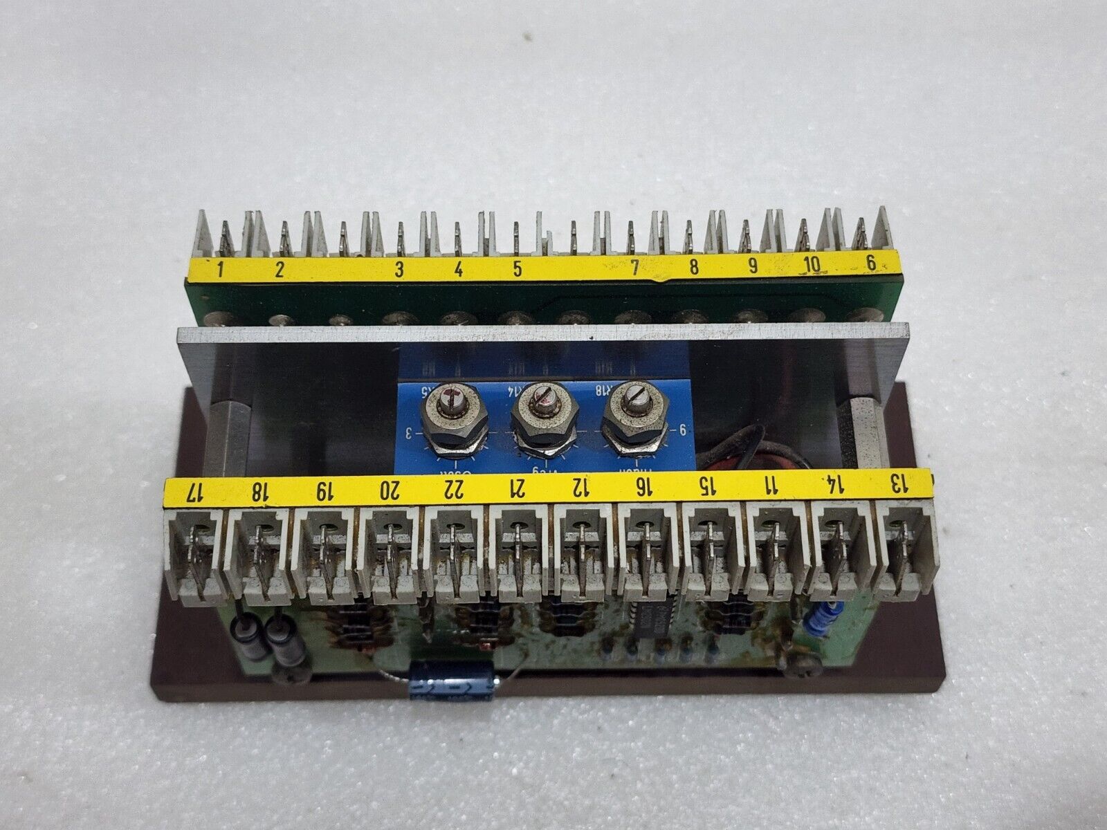 SIEMENS 6GA2 490-0A AUTOMATIC VOLTAGE REGULATOR 