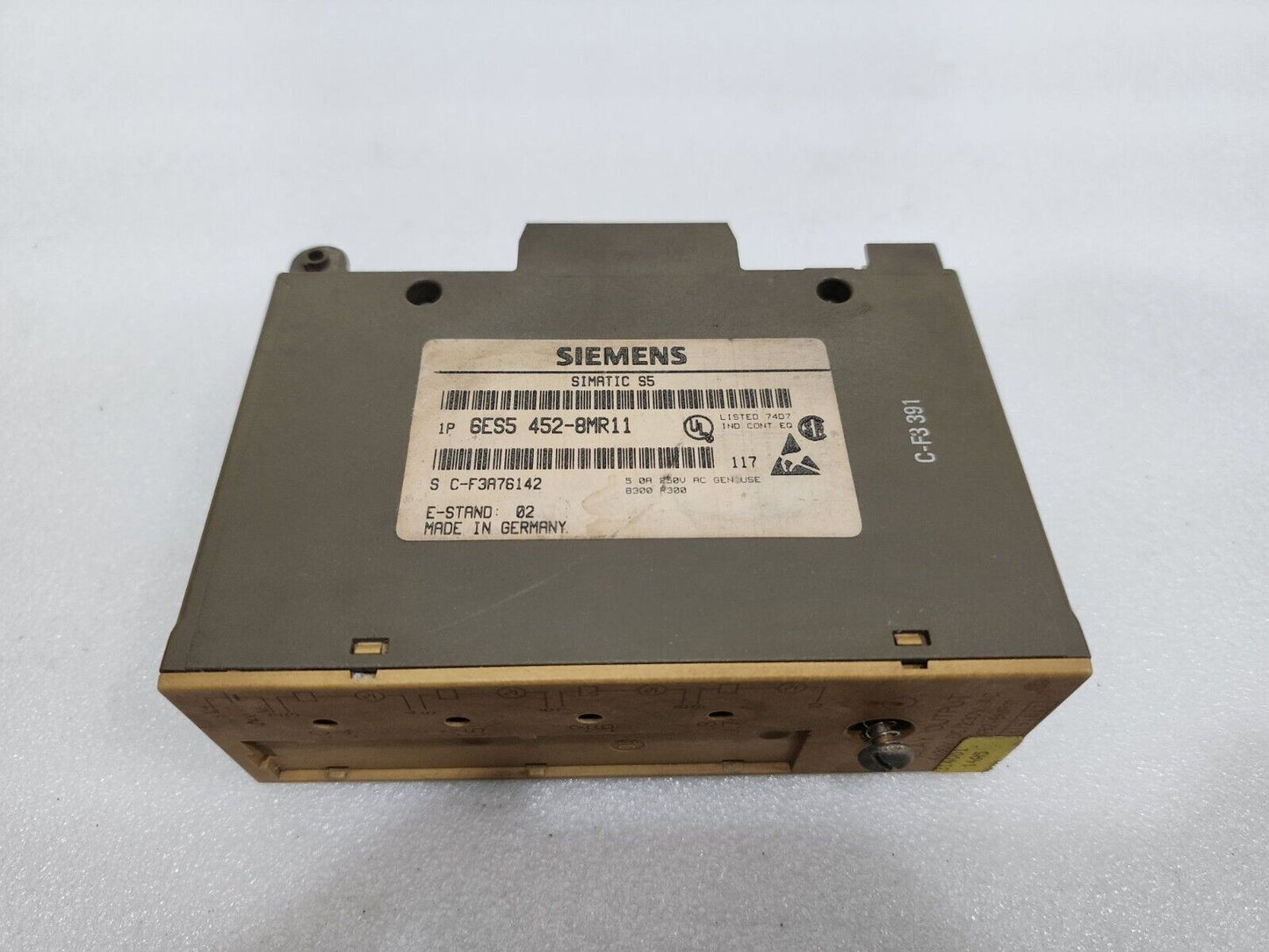 SIEMENS SIMATIC S5 6ES5 452-8MR11 DIGITAL OUTPUT MODULE LOT OF 2 UNITS