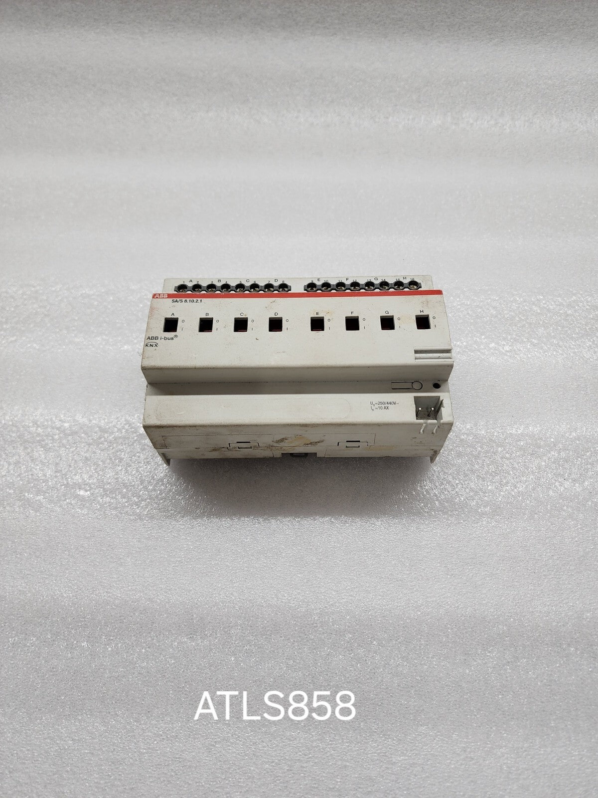 ABB SA/S 8.10.2.1 SWITCH ACTUATOR 2CDG110157R0011