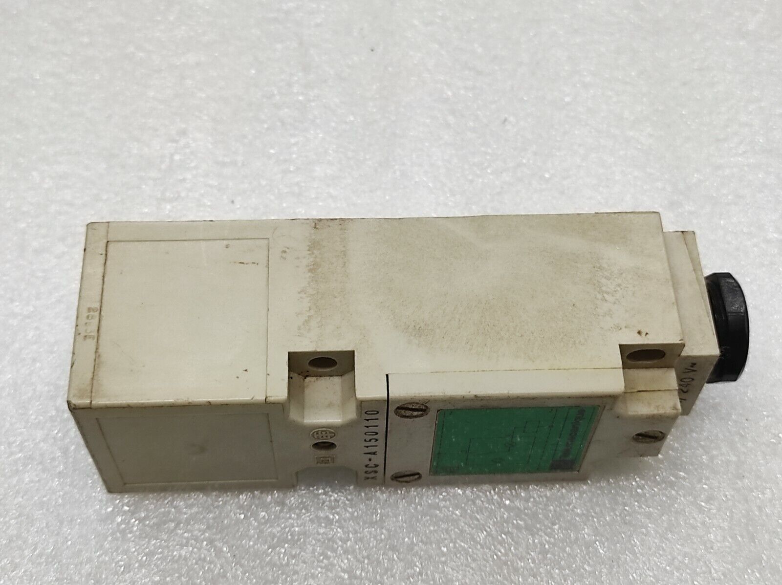 TELEMECANIQUE XSC-A150110 INDUCTIVE SENSOR