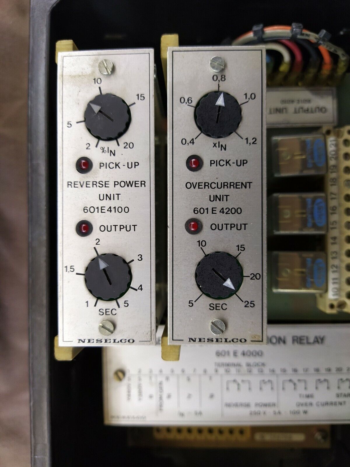 Neselco 601 E 4000 Generator Protection Relay 601E4000