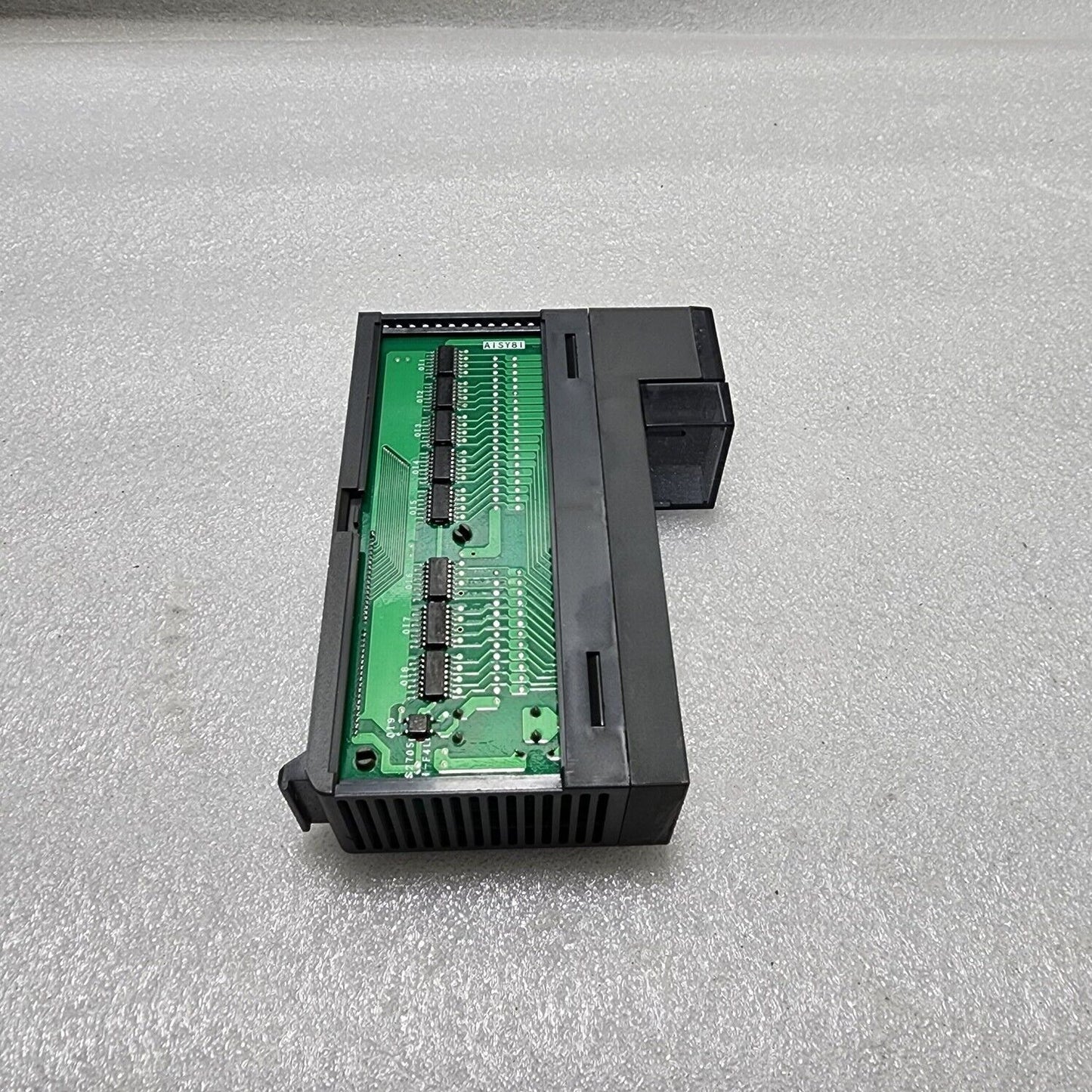 MITSUBISHI A1SY81 OUTPUT UNIT