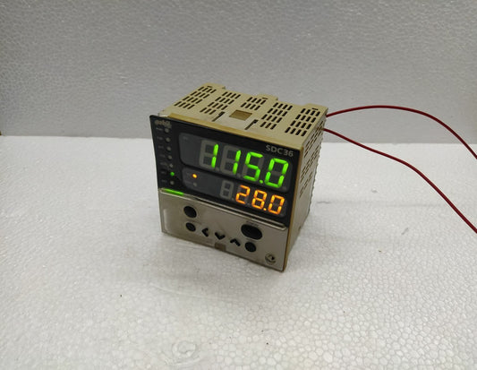 Yamatake Azbil SDC 36 Digital Indicating Controller C36TC0UA4000 