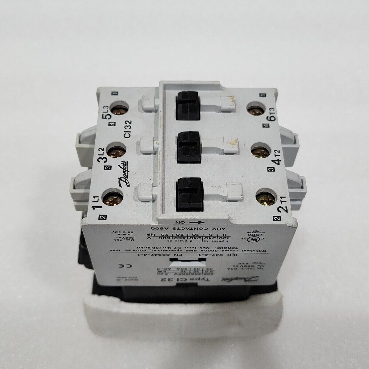 DANFOSS CI32 CONTACTOR 24VAC 037H0061.13