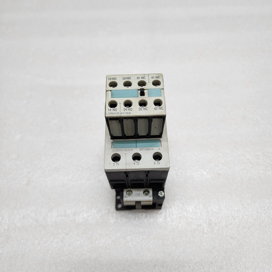 SIEMENS 3RT1036-1AL20 CONTACTOR COIL VOLTAGE 230V AUXILIARY 3RH1921-1FA22