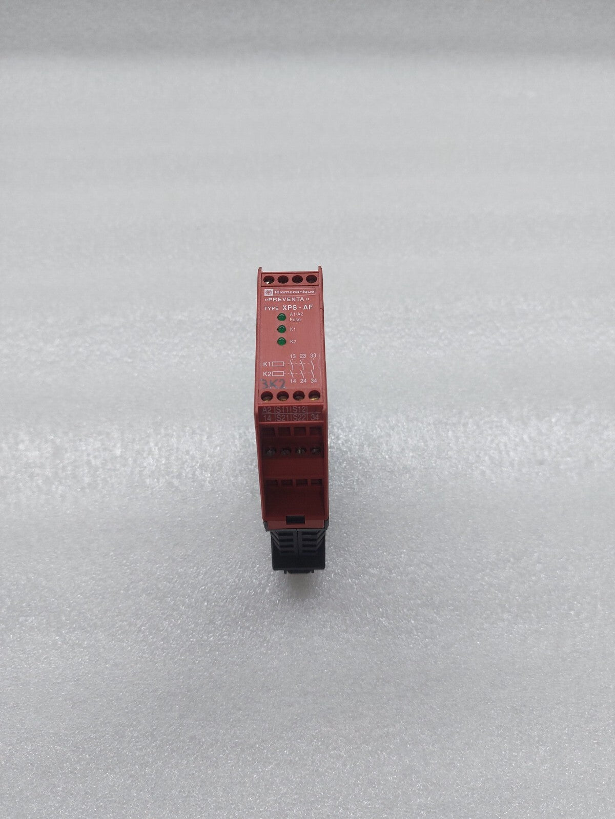 TELEMECANIQUE XPS-AF SAFETY RELAY XPSAF5130 24V AC/DC