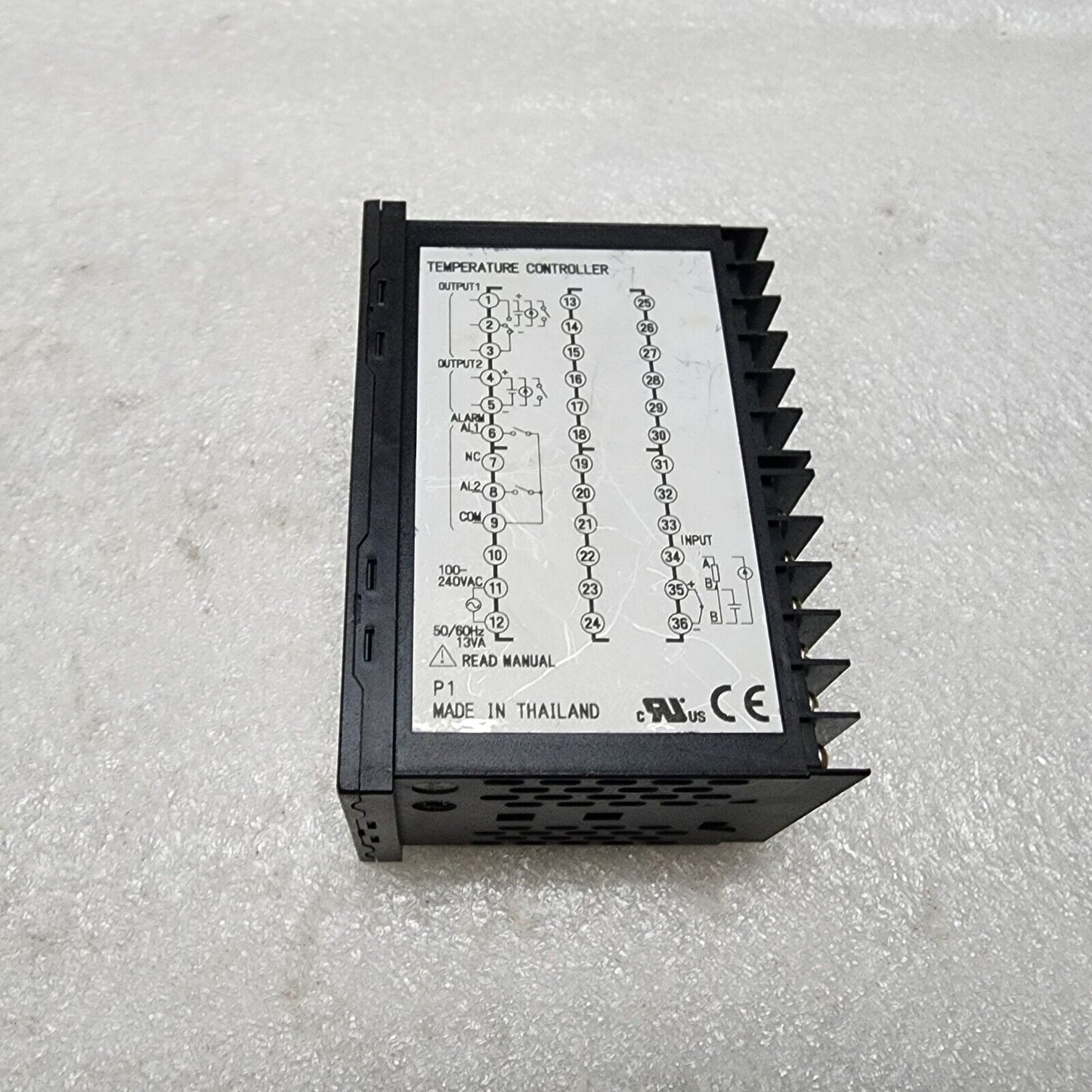 FUJI ELECTRIC PXF5ABA2-FVY00-P TEMPERATURE CONTROLLER 100-240VAC