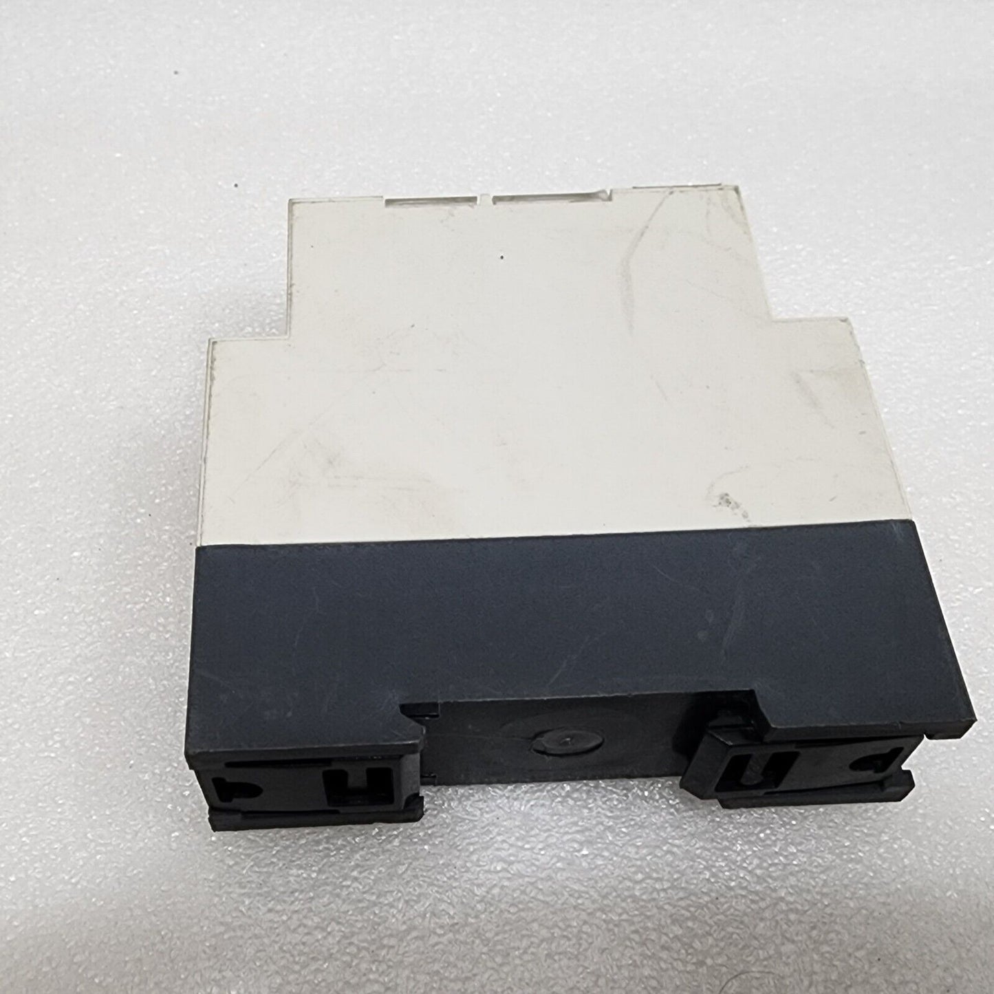 RE7PE11BU TIME DELAY RELAY 110-240VAC/24VAC-DC/42-48VAC-DC