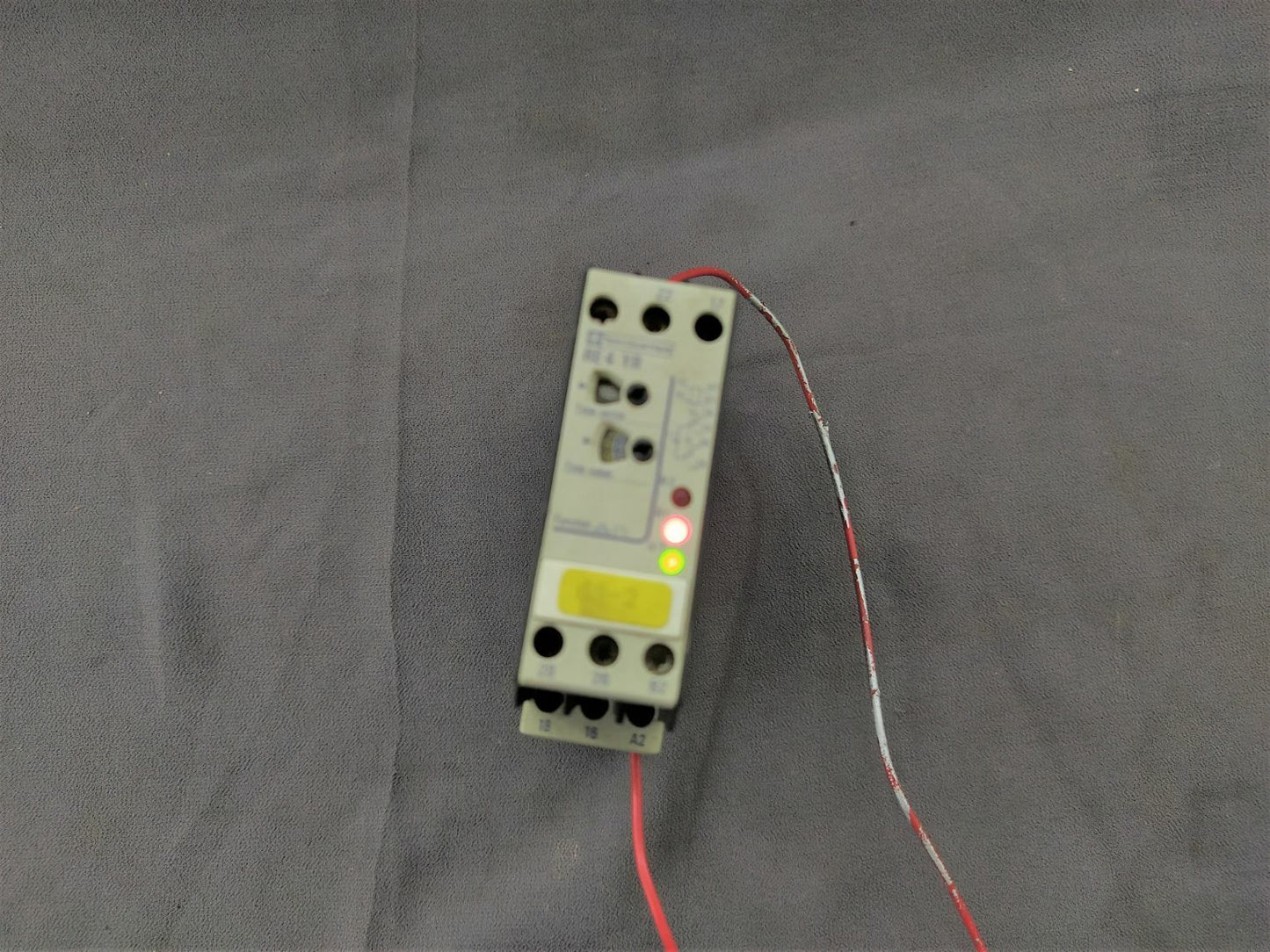 Telemecanique RE4 YR Timer Relay RE4 YR12BU 0.05s-300h 110-240V