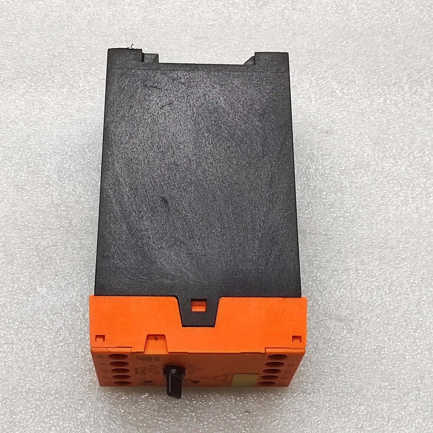 DOLD BA9042 RELAY 0028192 440VAC