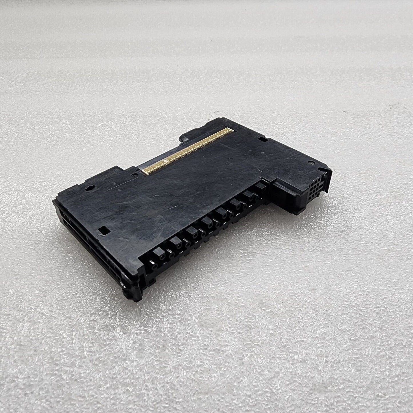 OMRON NX-PC0020 POWER CONNECTION UNIT