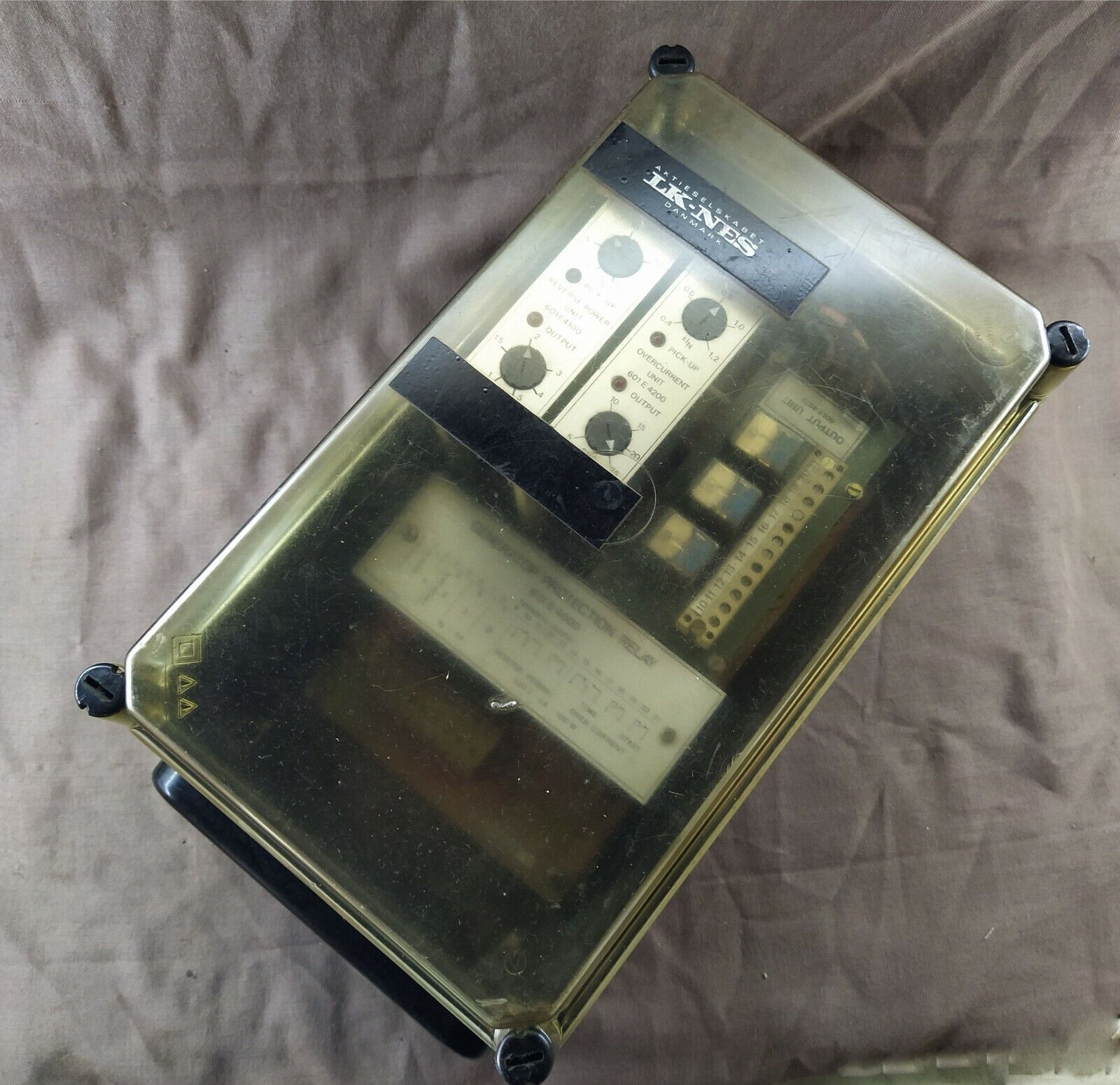 Neselco 601 E 4000 Generator Protection Relay 601E4000