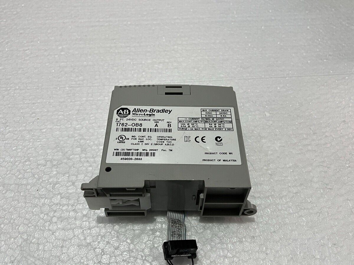 ALLEN BRADLEY CAT 1762-OB8 SER A SOLID STATE OUTPUT MODULE