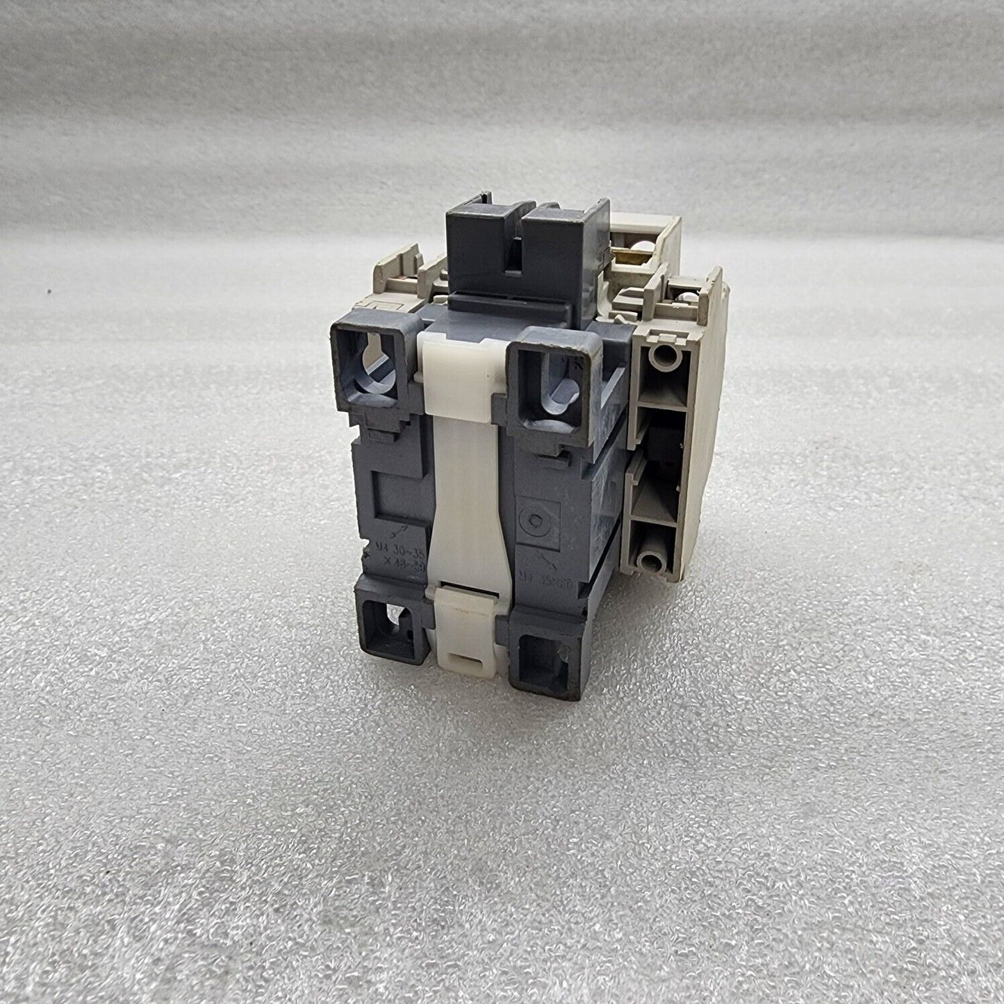 LS MEC GMC-40 MAGNETIC CONTACTOR 40A COIL VOLTAGE 230V