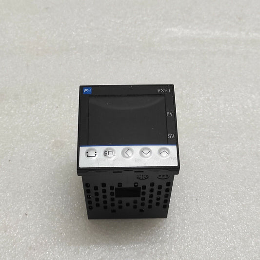 FUJI ELECTRIC PXF4 TEMPERATURE CONTROLLER PXF4AEY2-FV100 100-240V 48X48 MM