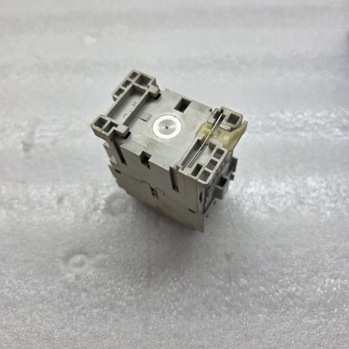 ALLEN BRADLEY CAT 100-C12-10 SER A CONTACTOR COIL VOLTAGE 48V