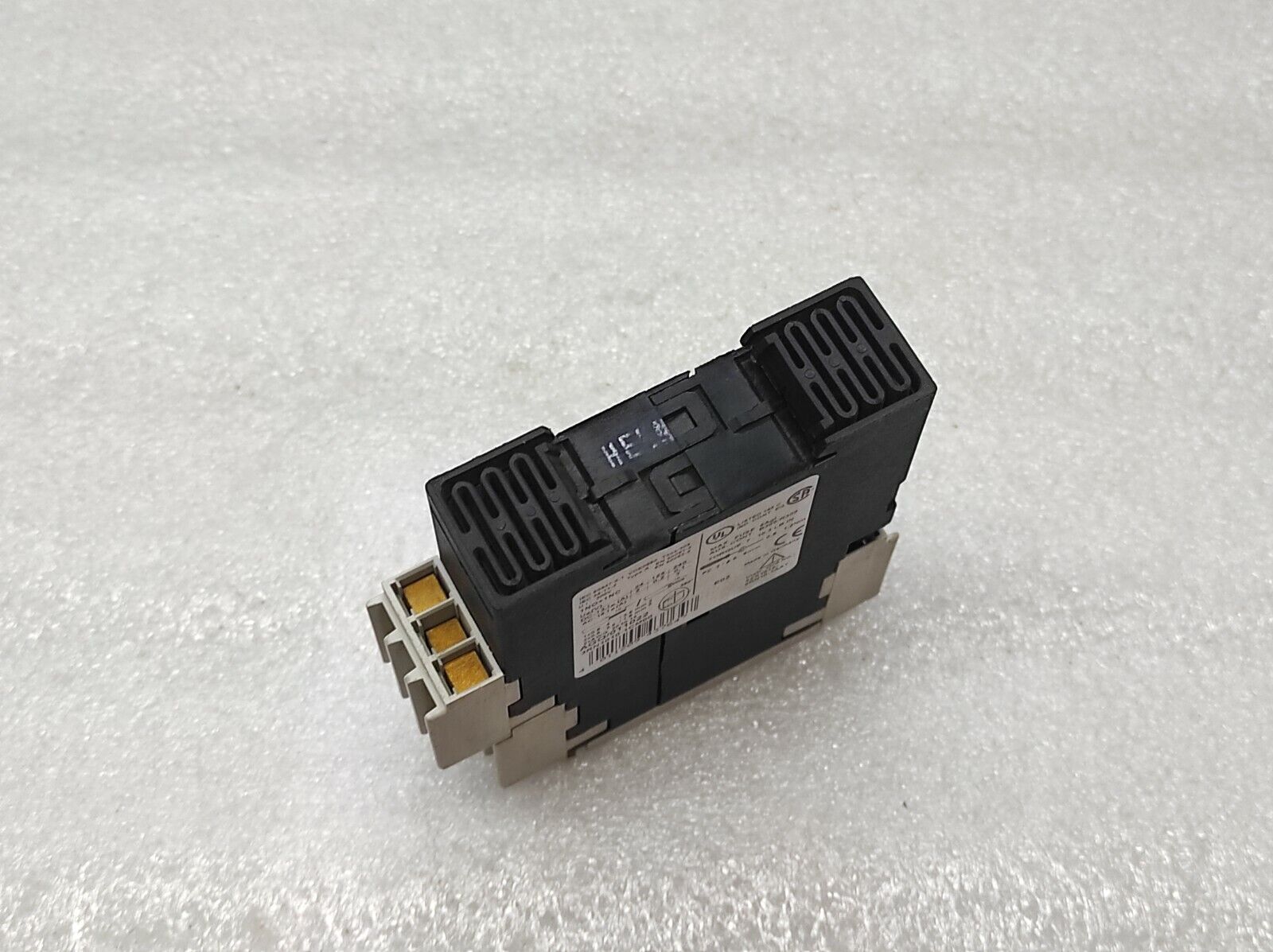 SIEMENS 3RN1010-1CM00 THERMISTOR PROTECTION RELAY