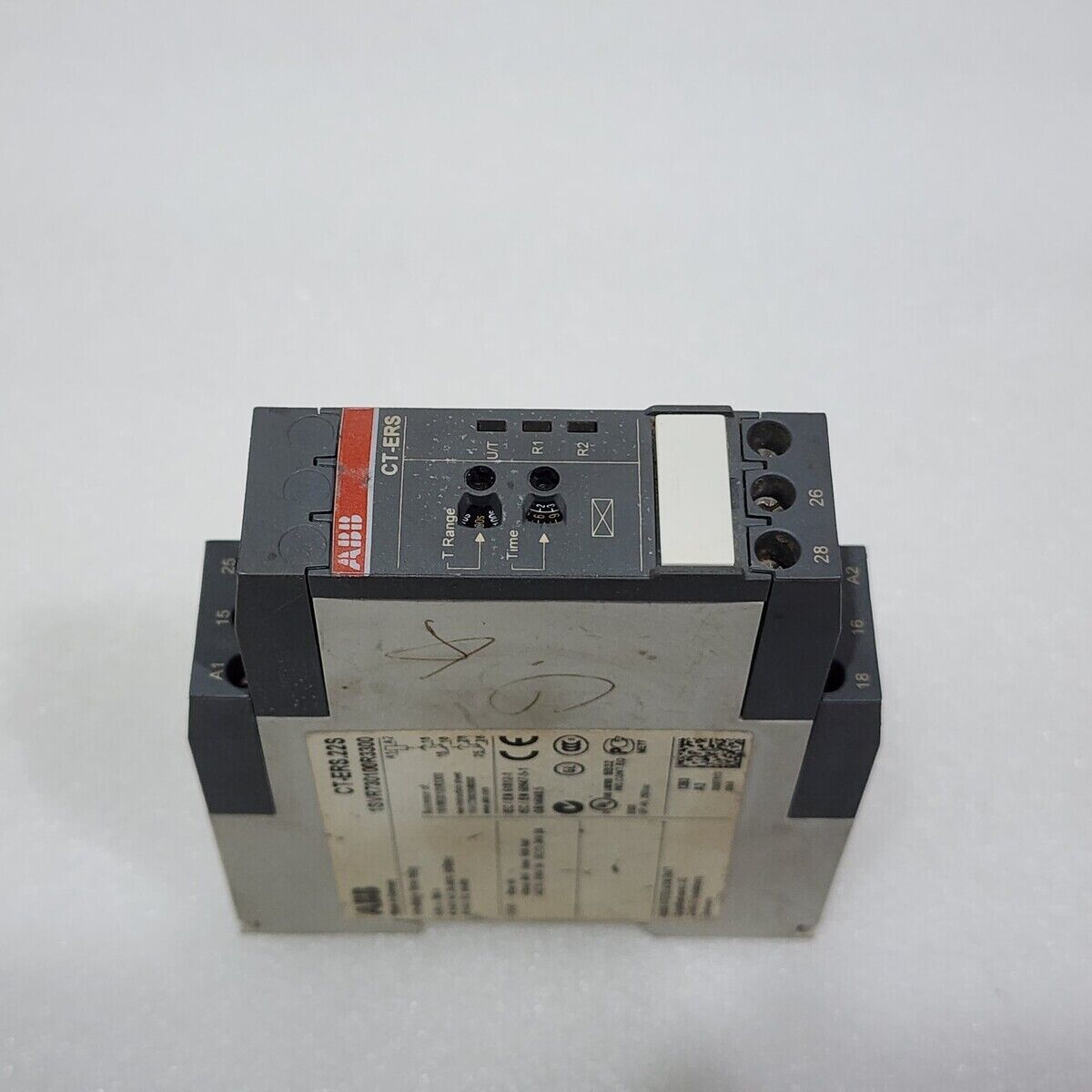 ABB CT-ERS.22S ON DELAY TIMING RELAY 1SVR730100R3300̉