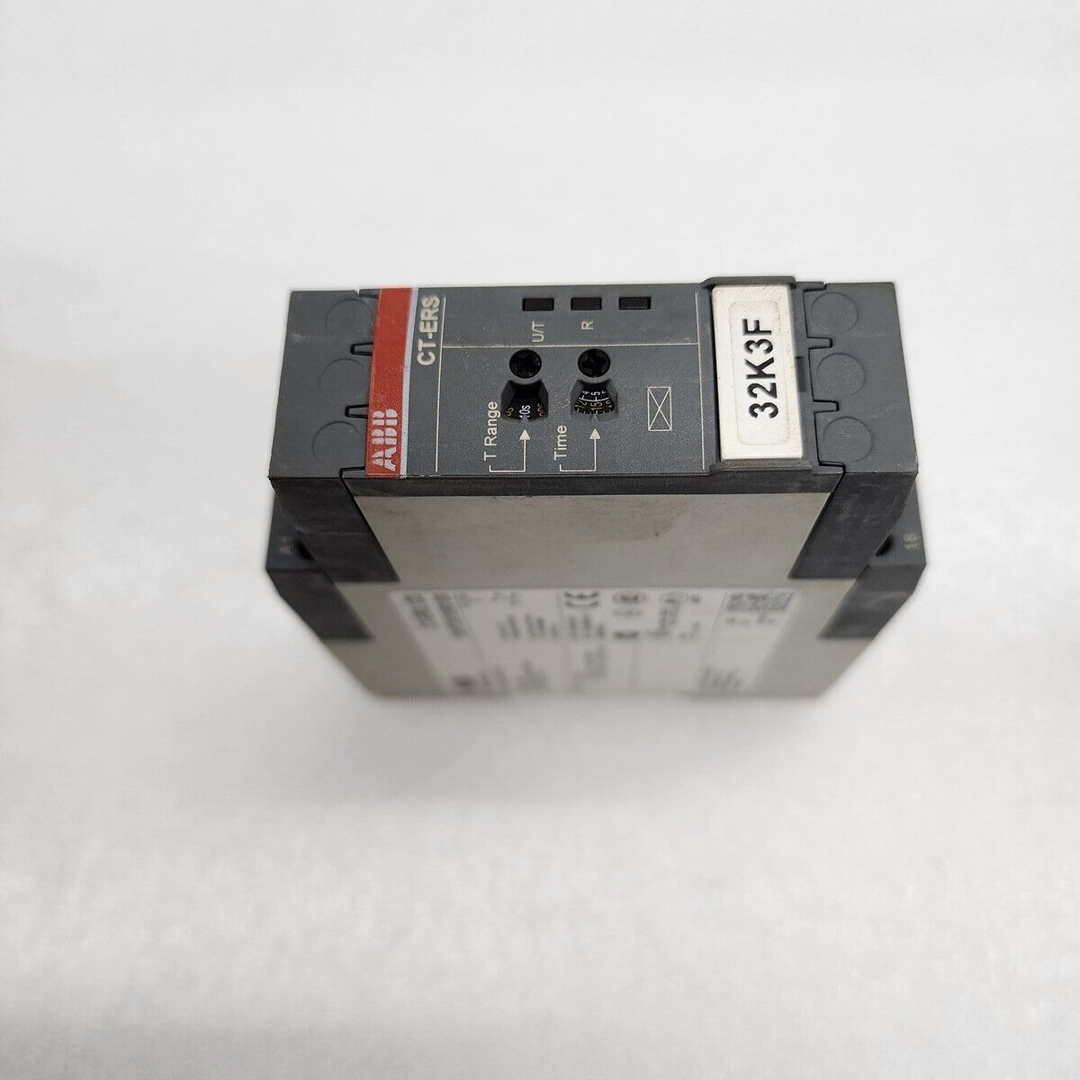 ABB CT-ERS.12S ON-DELAY TIME RELAY 1SVR730100R3100 24-240VAC/24-48VDC