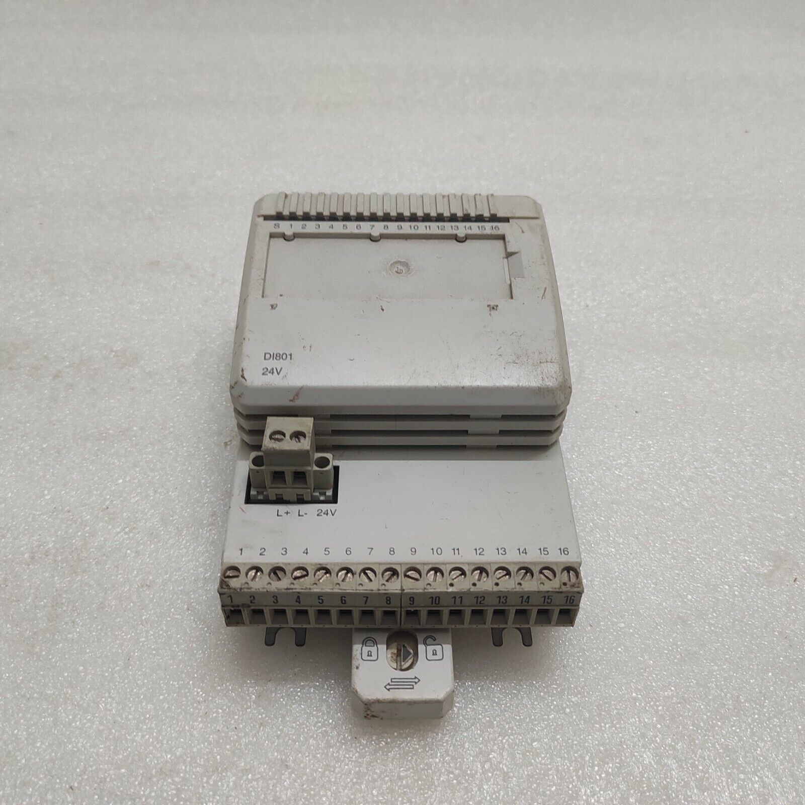 ABB DI801 DIGITAL INPUT MODULE 3BSE020508R1