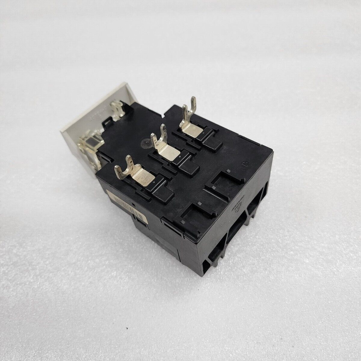 ALLEN BRADLEY CAT 592-A2EA SER A OVERLOAD RELAY 1.6-5.0 A