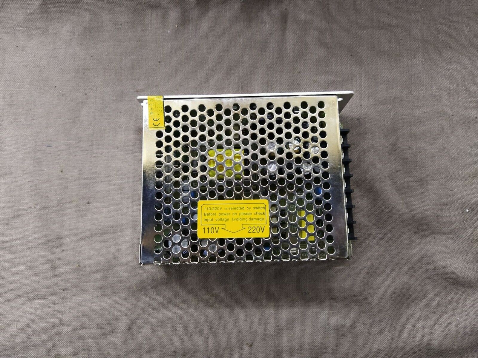 Tnznl D-30A Power Supply Output 5VDC/12VDC