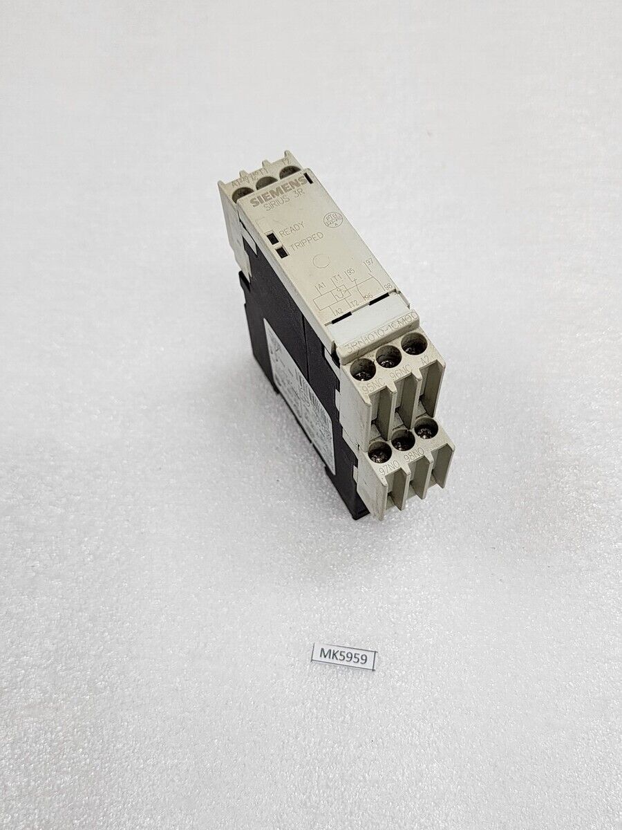 SIEMENS 3RN1010-1CM00 THERMISTOR PROTECTION RELAY