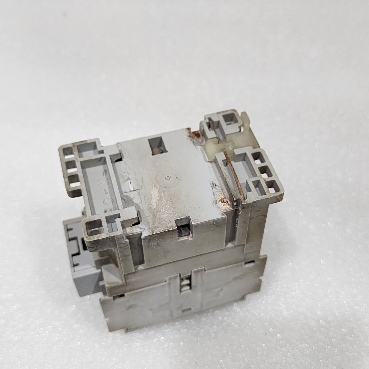 ALLEN BRADLEY C09 MAGNETIC CONTACTOR CAT 100-C09-10 COIL VOLTAGE 110V