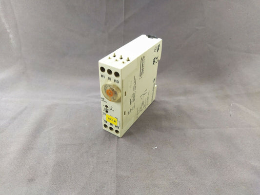 Weidmuller 836256 Timer Relay 24V/110-240V 0.05s-10s ITP Pulsing