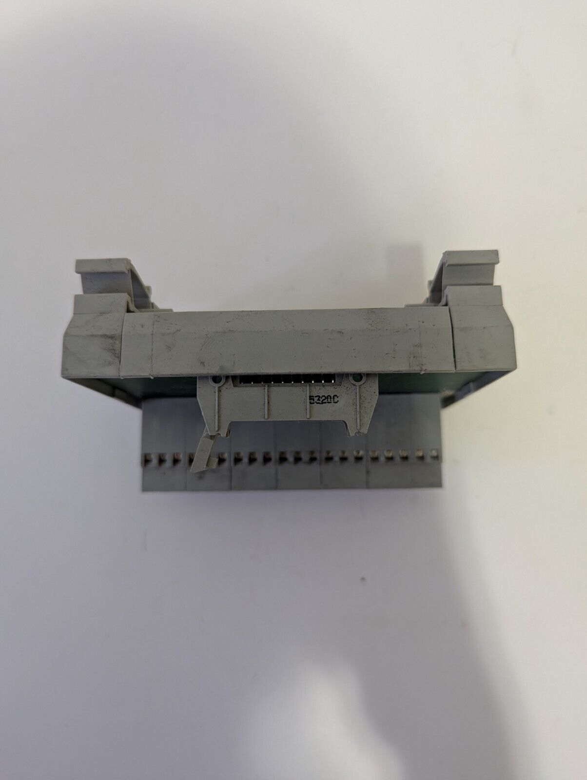 Allen Bradley 1492-IFM20F-2  Feed-Through Module Digital 20 Point lot of 2 unit