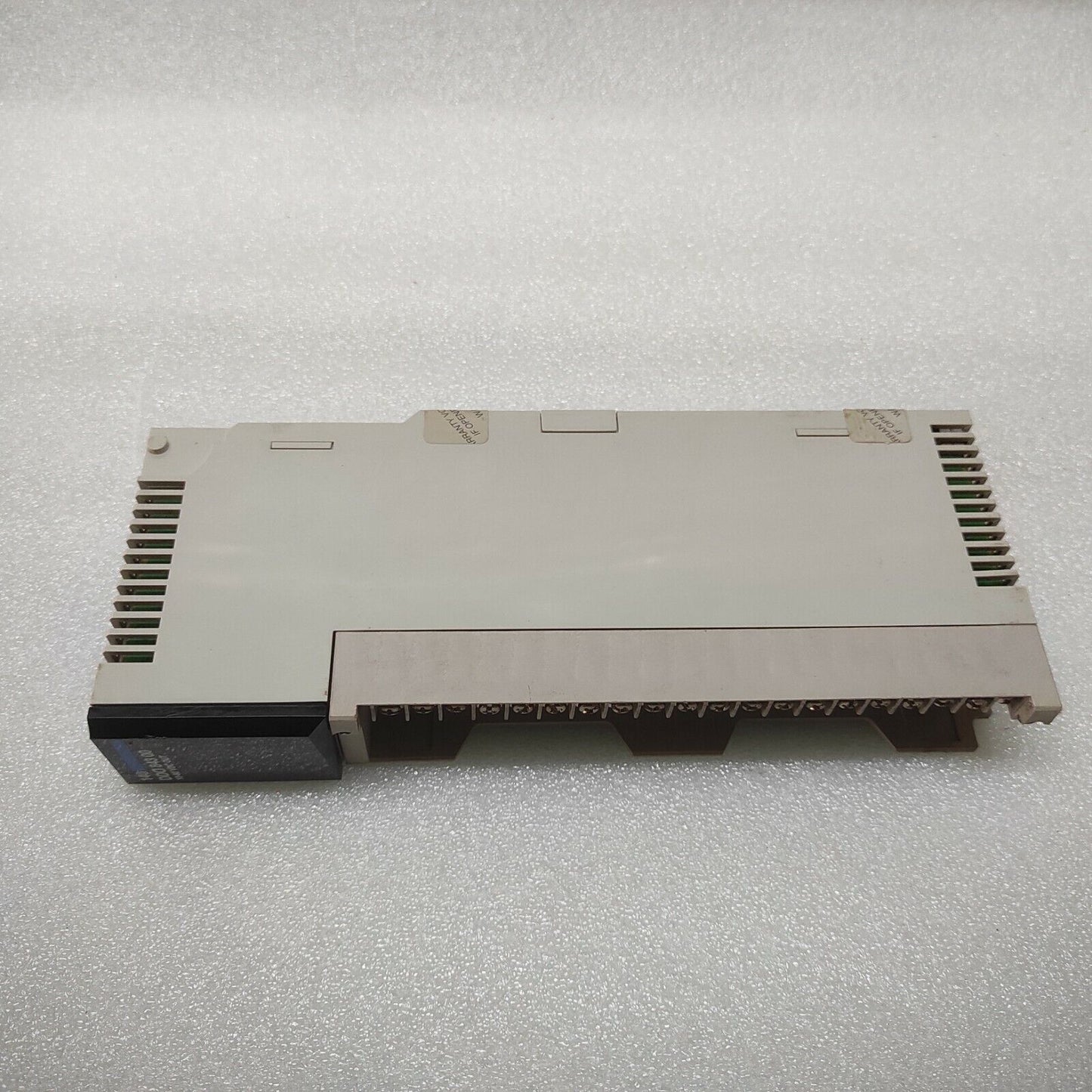 SE 140DDO84300 10-60 VDC OUTPUT MODULE 