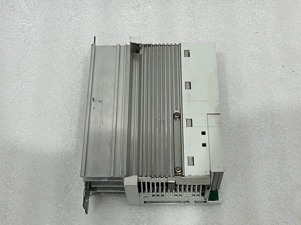 LENZE 00457833 8200 VECTOR INVERTER E82EV751_2C FREQUENCY DRIVE 01030782 230/240
