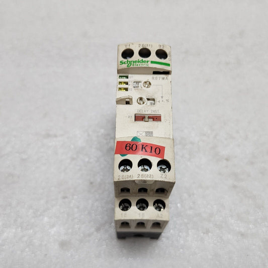 RE7MA13BU SYMMETRICAL ON AND OFF DELAY TIMING RELAY 0.05S-300H 110-240VAC/24VAC