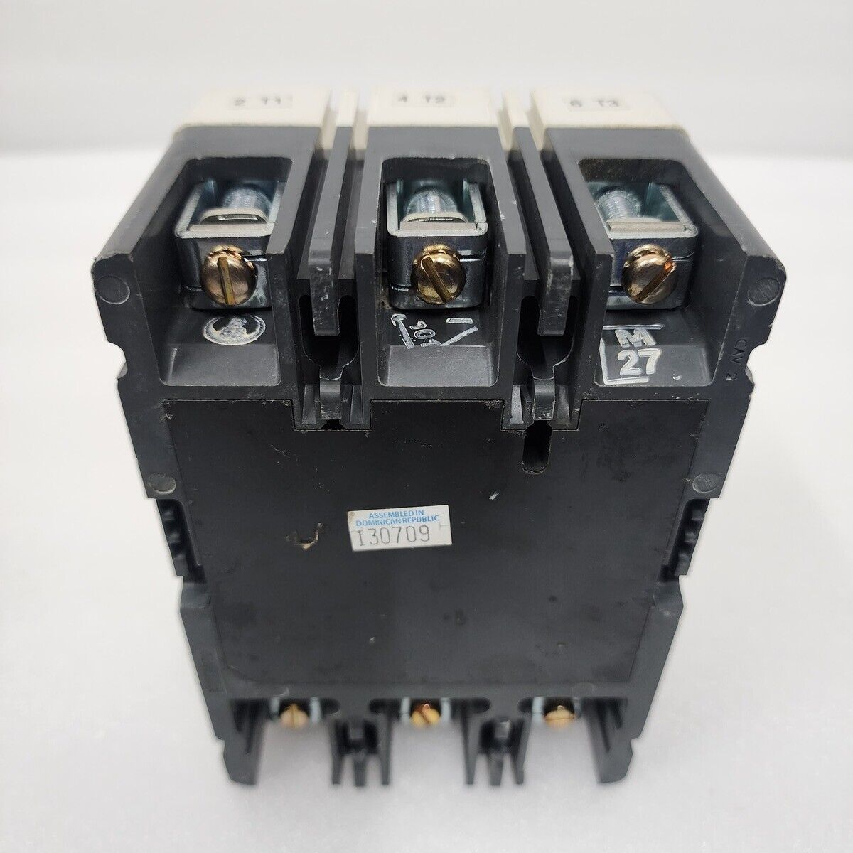 ALLEN BRADLEY 140M-I8P-C30S-M 3-POLE CIRCUIT BREAKER 30A 140M-I8