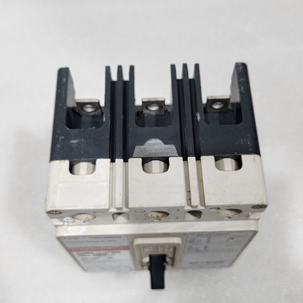 EATON CUTLER HAMMER FD3015 3-POLE CIRCUIT BREAKER 15A