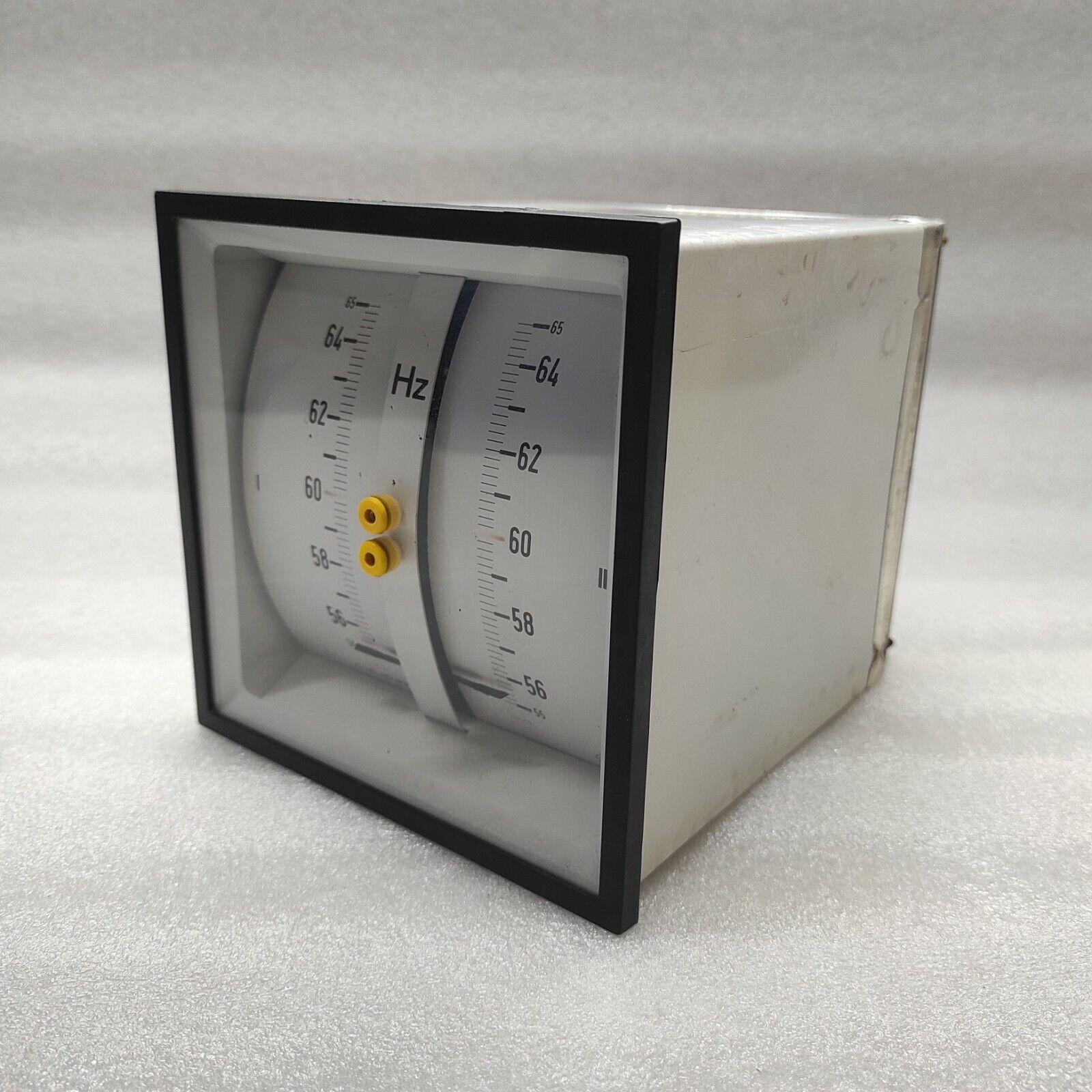 SINCHRONIZING GENERATOR II S270/2A DOUBLE FREQUENCY METER 