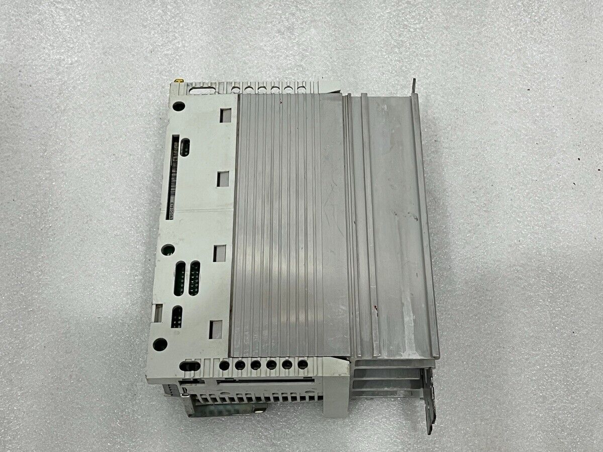 LENZE 00457833 8200 VECTOR INVERTER E82EV751_2C FREQUENCY DRIVE 01030782 230/240