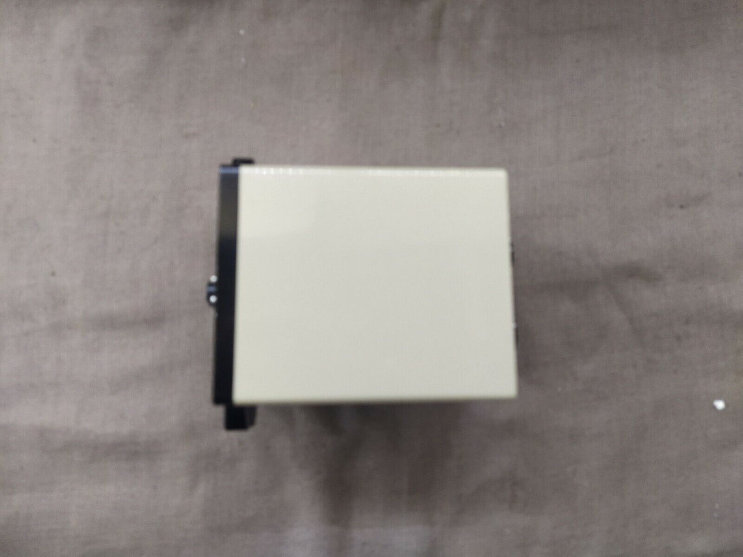 Omron SDV-FL6 Voltage Sensor 100-110V AC SDV-FL