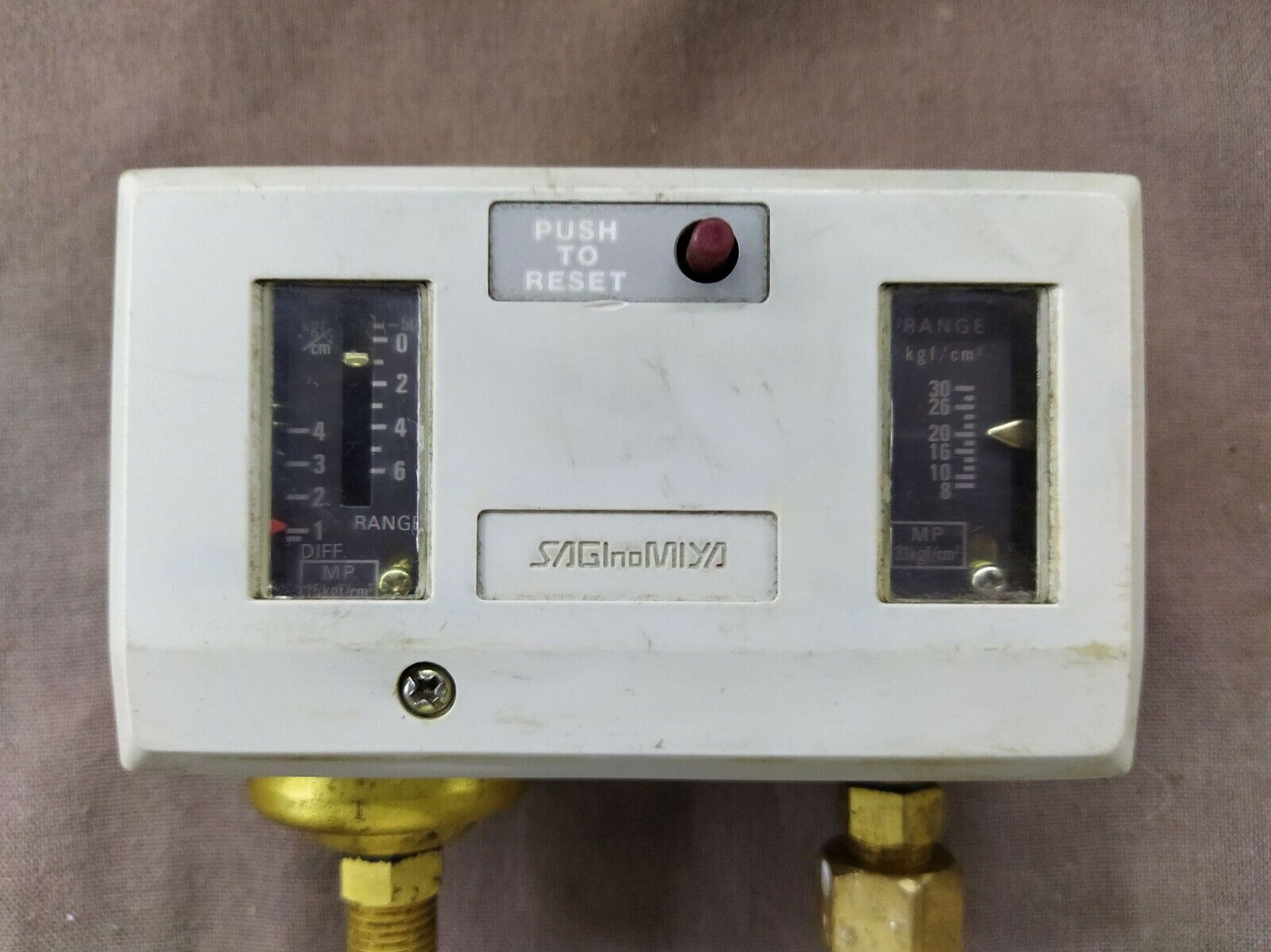 Saginomiya DNS-D606M 5244 Pressure Switch Max Working Pressure 15(LP)-33(HP) KGF