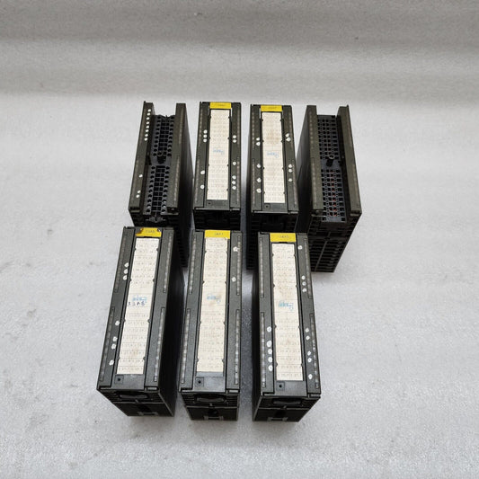 SIEMENS 6ES7 321-1BL00-0AA0 DIGITAL INPUT MODULE LOT OF 7 UNITS EDGE BROKEN