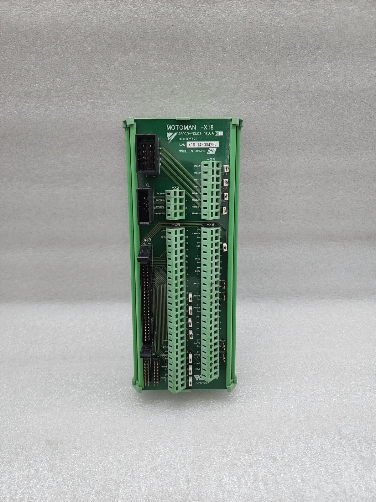 YASKAWA MOTOMAN -X18 JARCR-YCU03 INTERFACE MODULE HE0305421
