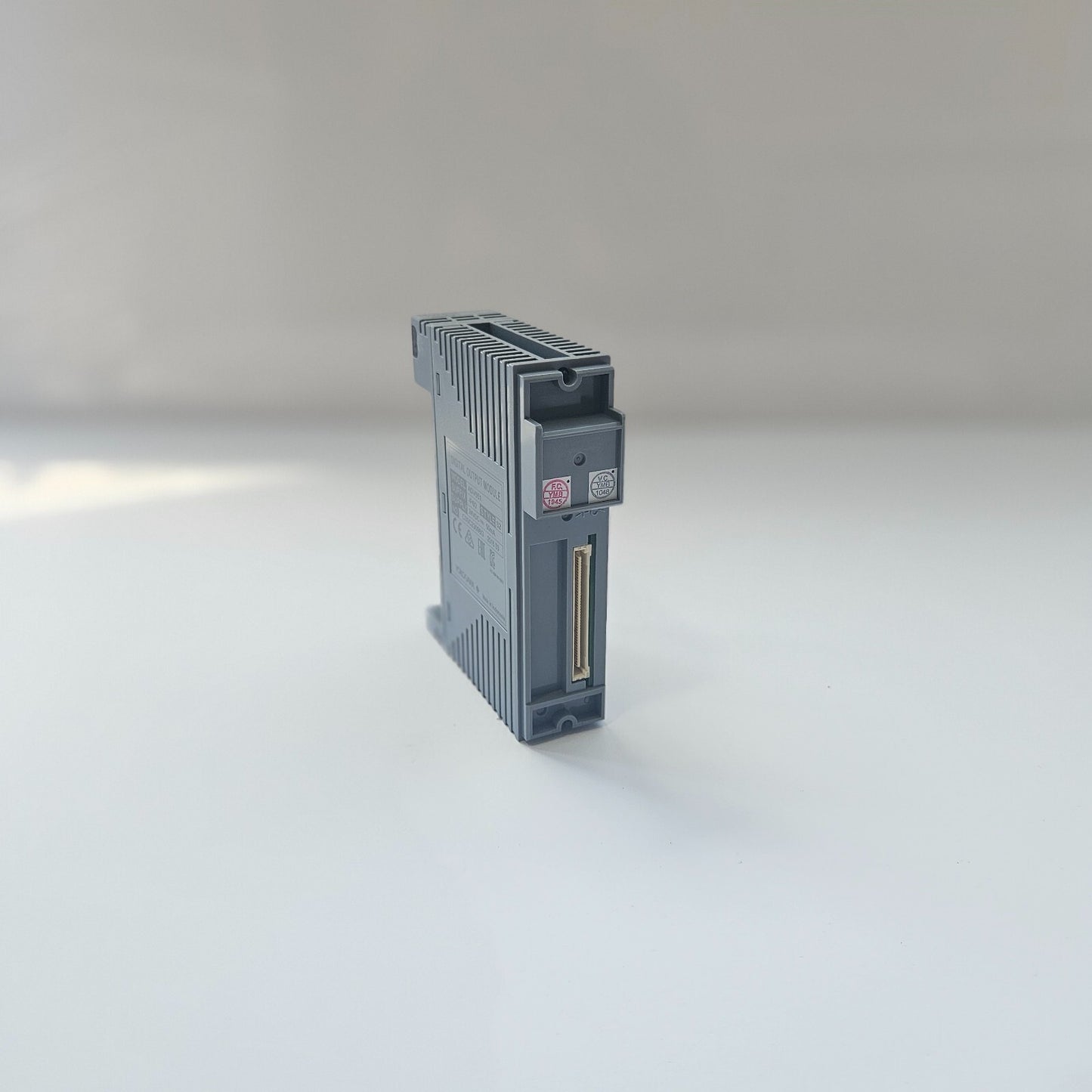 YOKOGAWA ADV551-P60-S2 DIGITAL OUTPUT MODULE