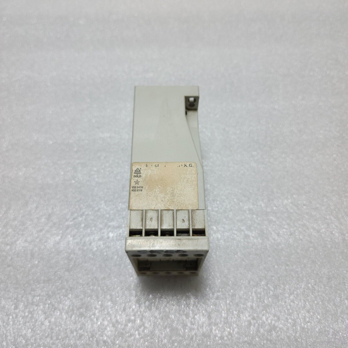 DOLD AI 810.002 VOLT RELAY